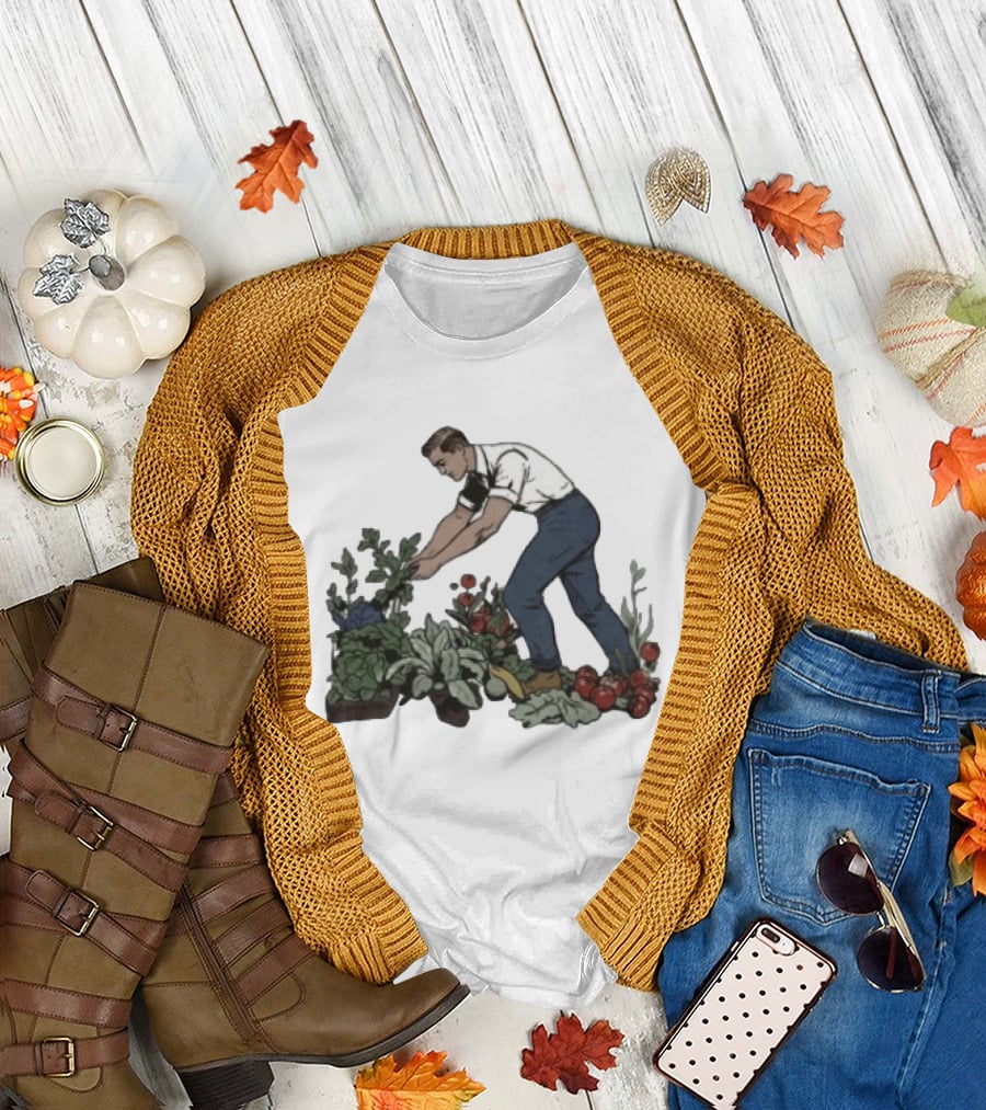 Alexander Skarsgard Gardening Vegetables Scene SNL T-Shirt