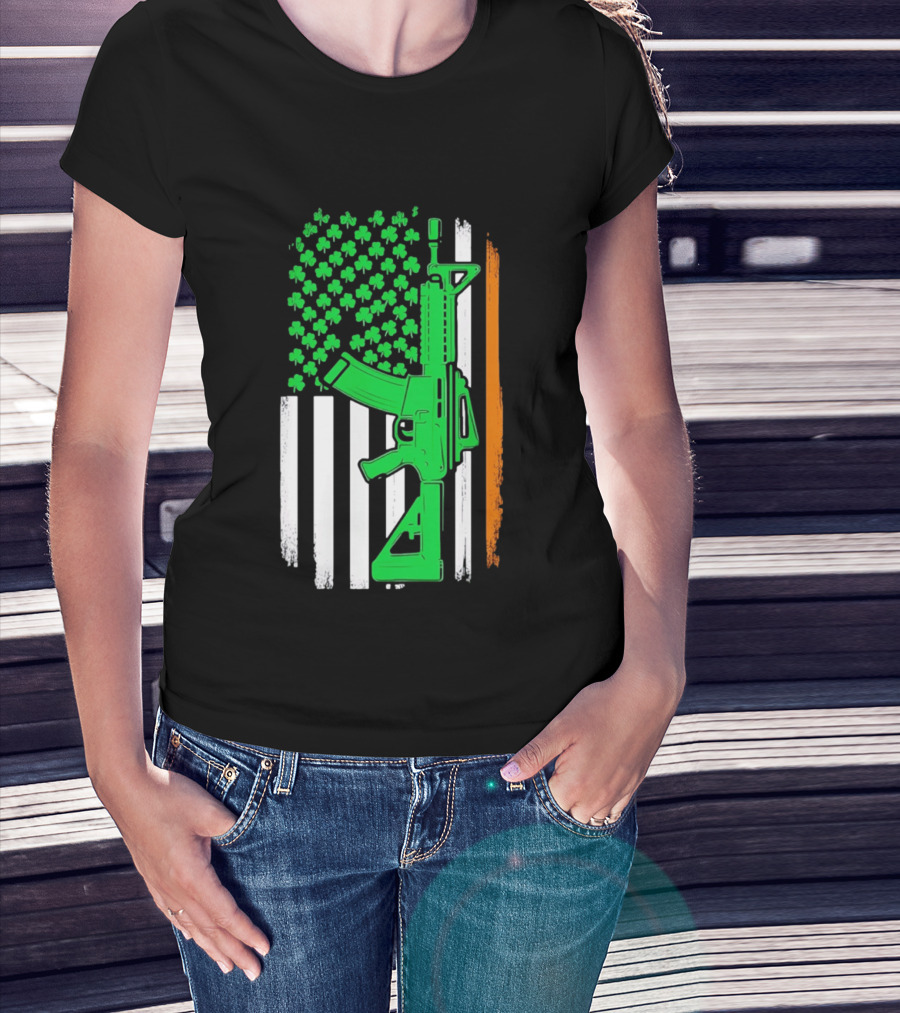 AR15 Shamrock American Irish Flag St Patrick's Day T-Shirt