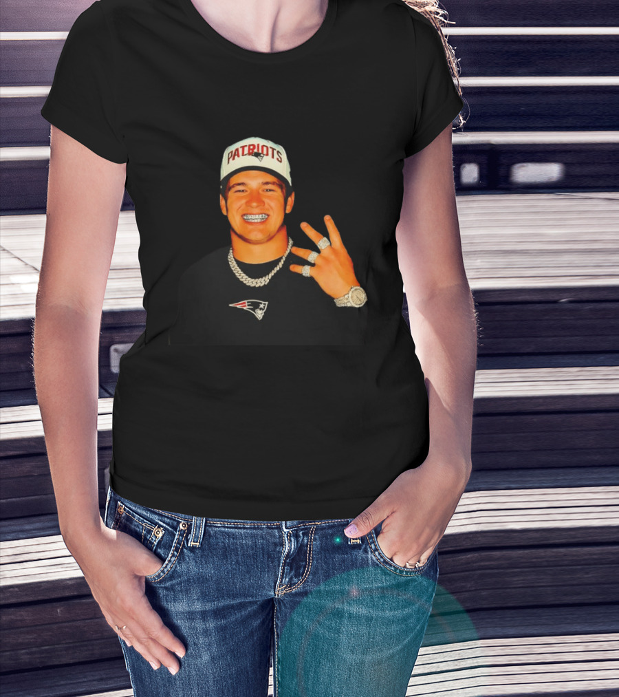 Drake Maye Patriots Ring Collection With New England Patriots Hat And Jewelry T-Shirt