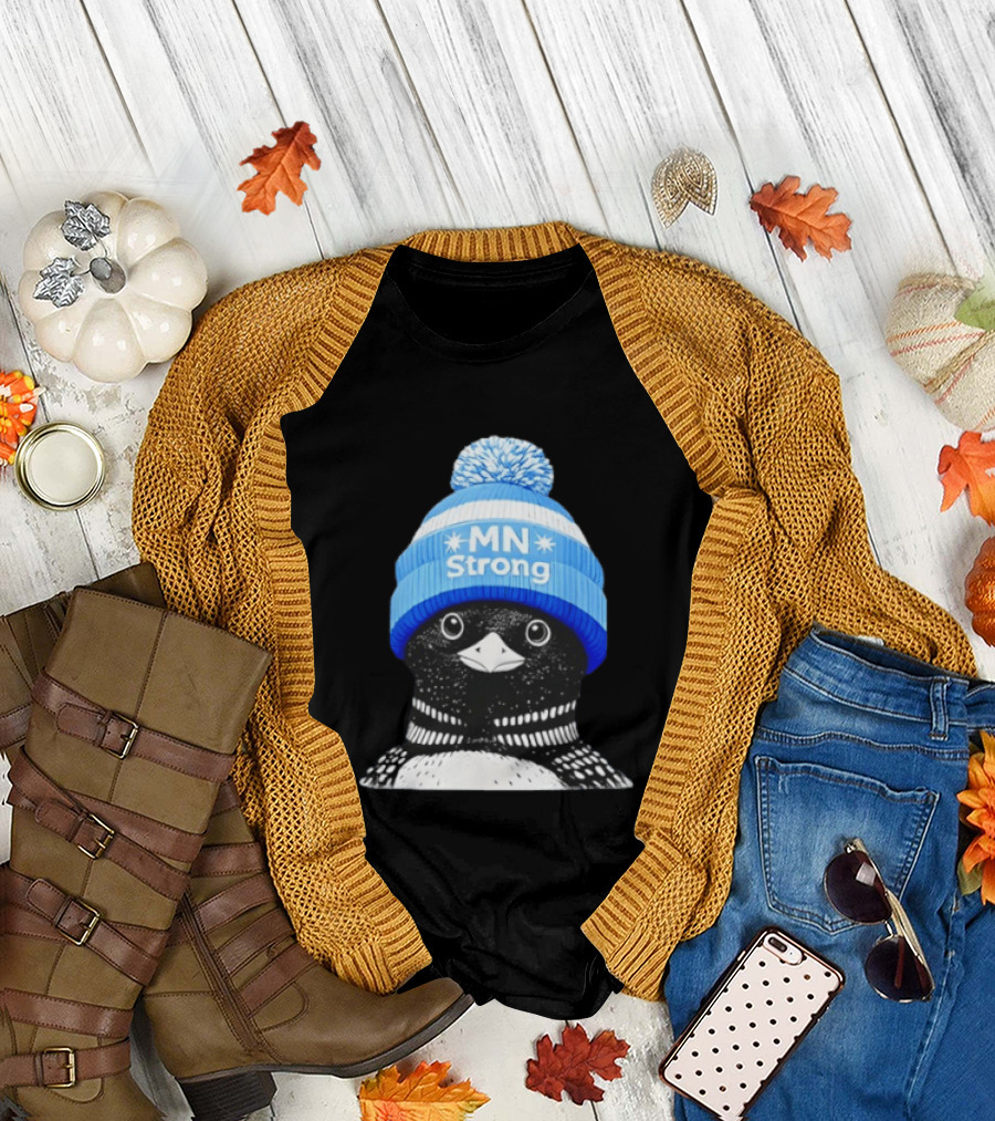 MN Strong Penguin Blue Hat Minnesota T-Shirt