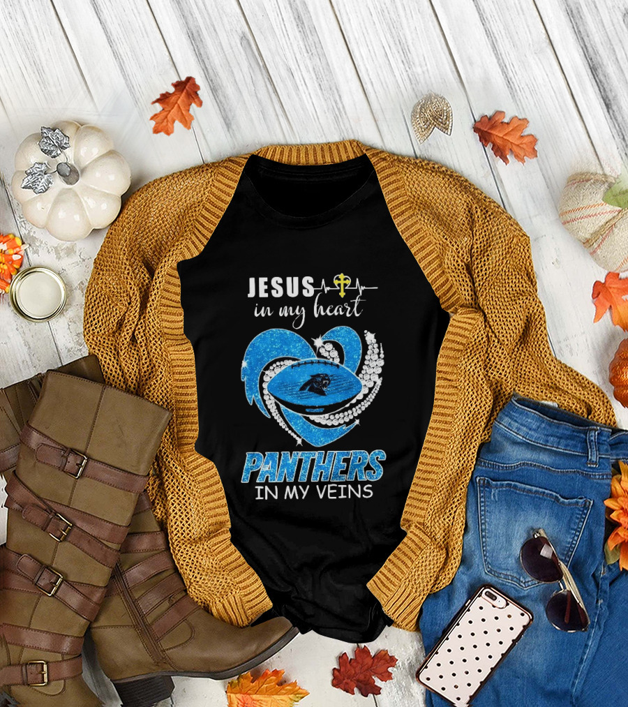 Jesus in My Heart Panthers In My Veins Diamond Heart Christian T-Shirt
