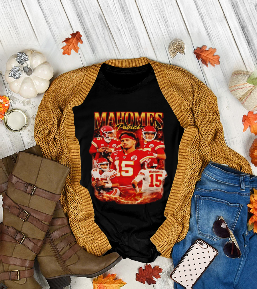 Patrick Mahomes Kansas City 90s KC Football Quarterback Chiefs NFL Champion T-Shirt