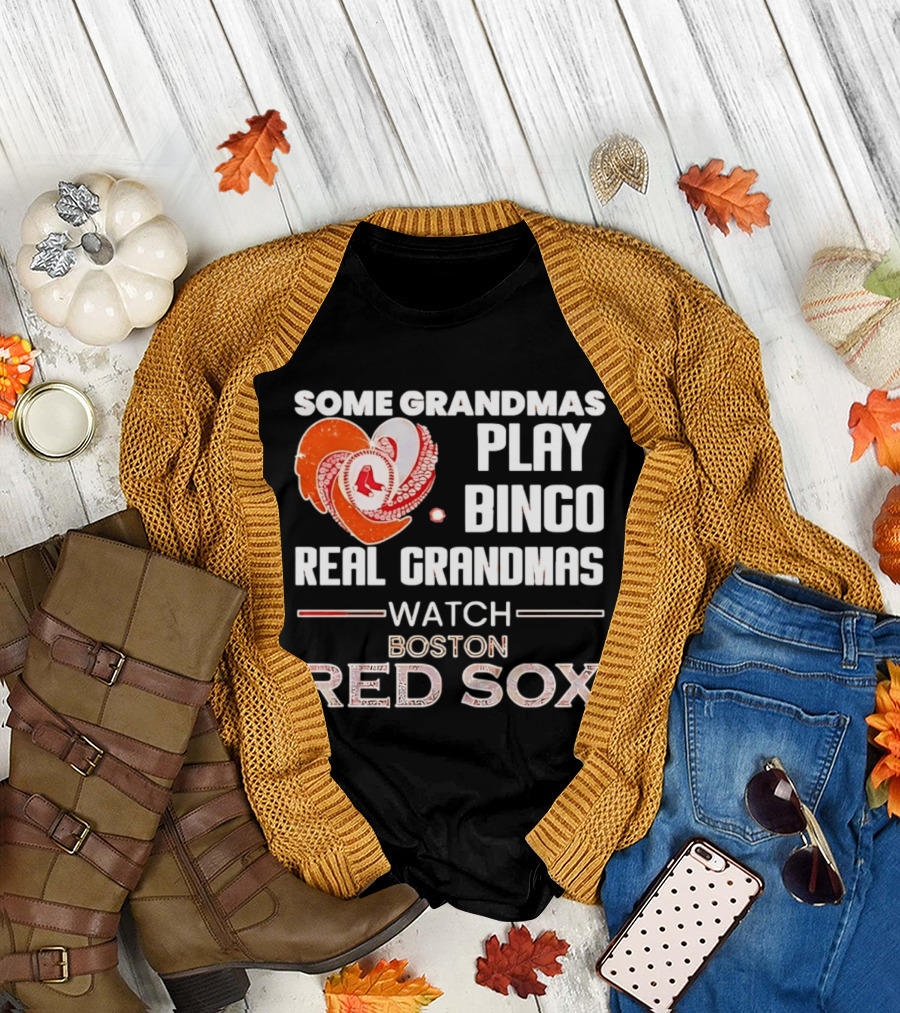 Some Grandmas Play Bingo Real Grandmas Boston Red Sox Diamond Heart Shape T-Shirt