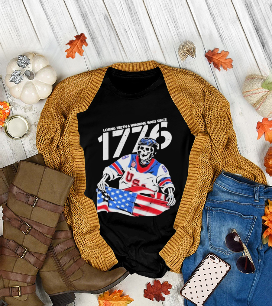 Losing Teeth Winning Wars Since 1776 USA Hockey Skeleton American Flag T-Shirt