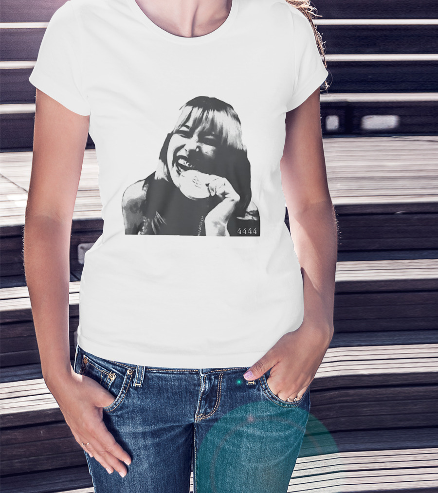 Alysa Liu Gold Medalist Joyful Celebration Halftone 4444 T-Shirt