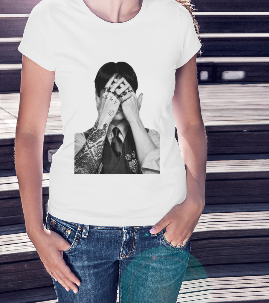 Jung Kook BTS Arirang Tour Tattoo Art Aesthetic T-Shirt