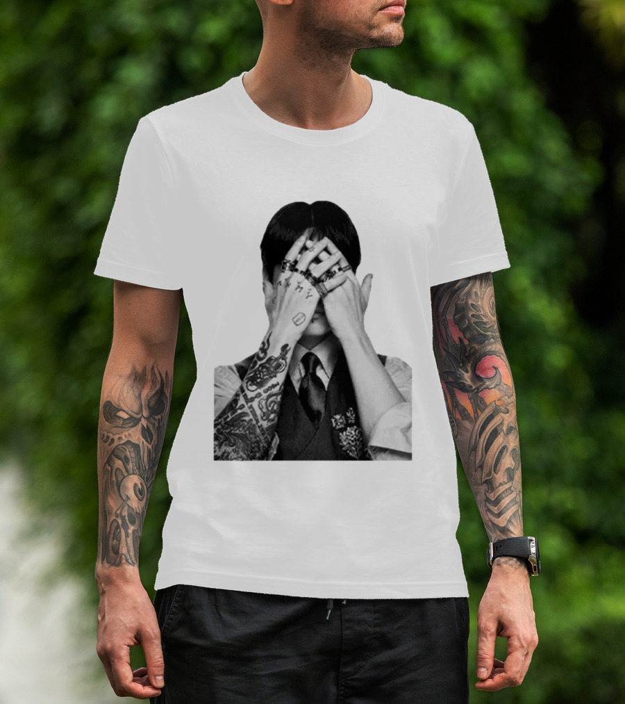 Jung Kook BTS Arirang Tour Tattoo Art Aesthetic T-Shirt