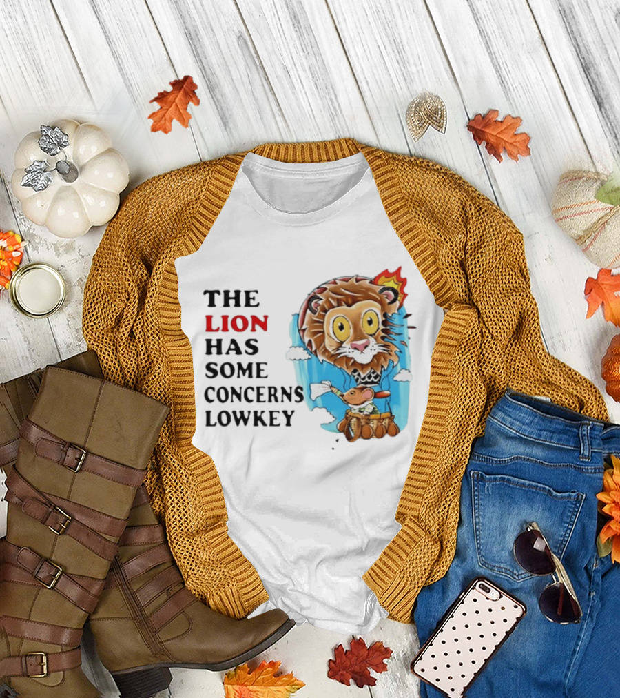 The Lion Has Some Concerns Lowkey Fire Cartoon Lion and Mouse Hot Air Balloon T-Shirt