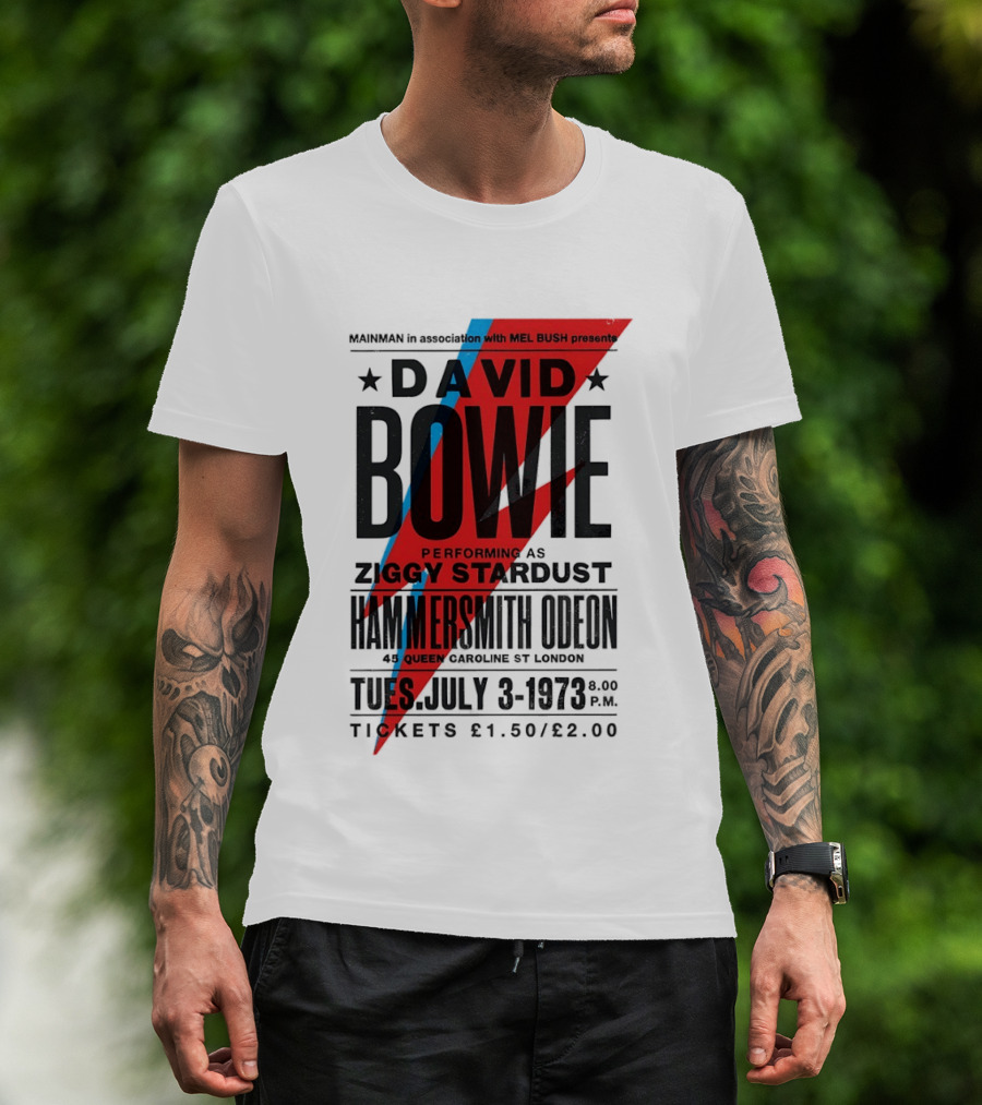 David Bowie Performing As Ziggy Stardust Hammersmith Odeon London July 3 1973 T-Shirt
