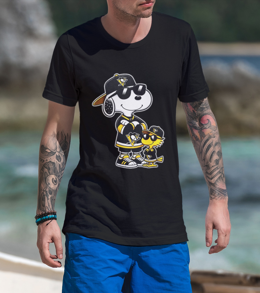 Snoopy Woodstock Pittsburgh Penguins NHL 2026 Sports Fan Collaboration T-Shirt
