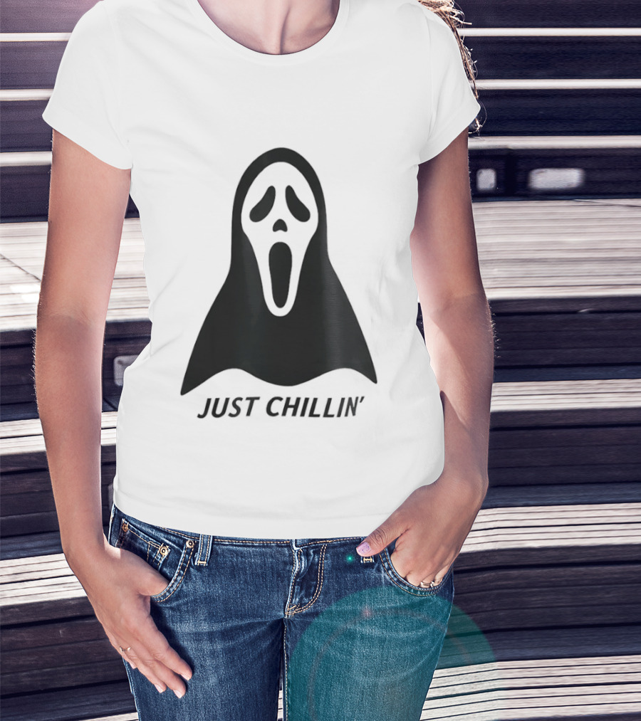 Ghostface Just Chillin Halloween Horror Mask T-Shirt