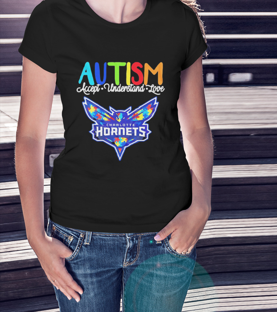 Charlotte Hornets Autism Accept Understand Love Awareness Support Puzzle Wings T-Shirt