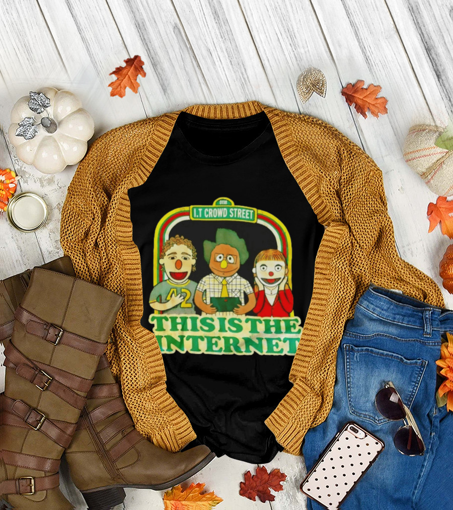 The IT Crowd Street This Is the Internet 0118 Muppet T-Shirt