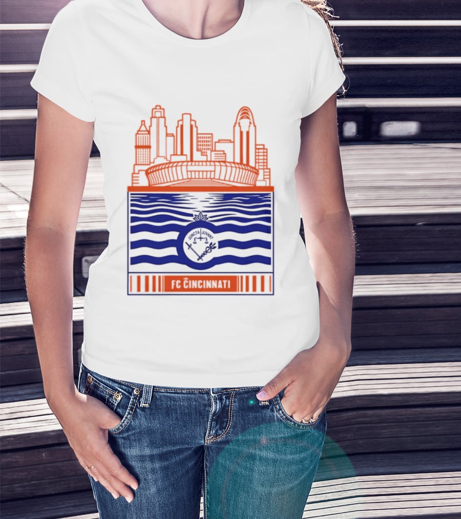FC Cincinnati Stadium Skyline With River Flag T-Shirt