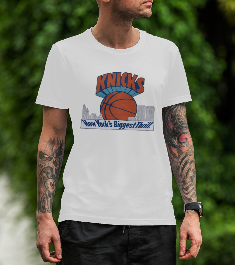 Knicks New York's Biggest Thrill Basketball Skyline T-Shirt