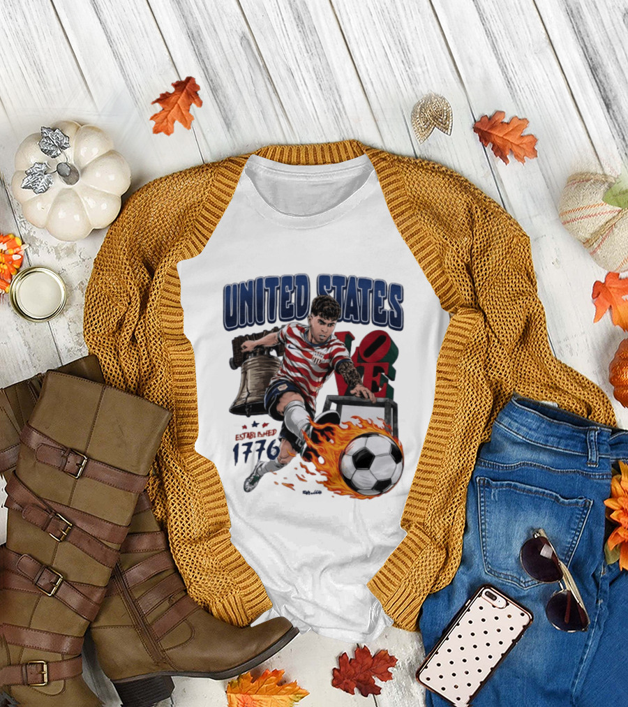 United States Love Park Philadelphia Soccer Player Liberty Bell 1776 T-Shirt