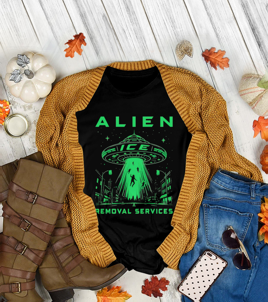 ALIEN ICE UFO Removal Services Extraterrestrial Abduction Scene T-Shirt