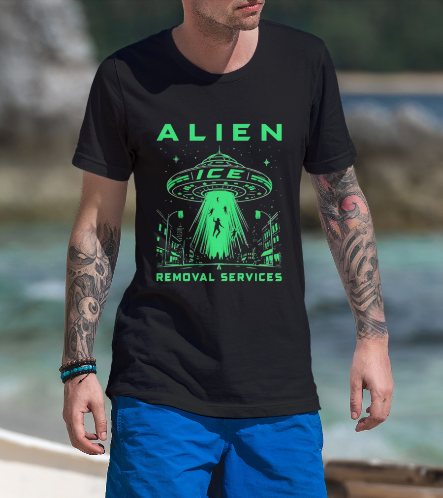 ALIEN ICE UFO Removal Services Extraterrestrial Abduction Scene T-Shirt
