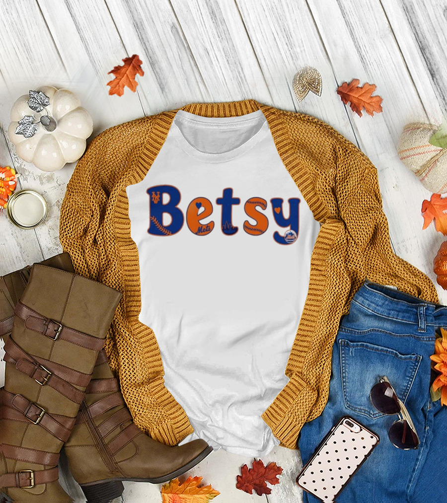 Betsy New York Mets Baseball MLB City Skyline Mets T-Shirt