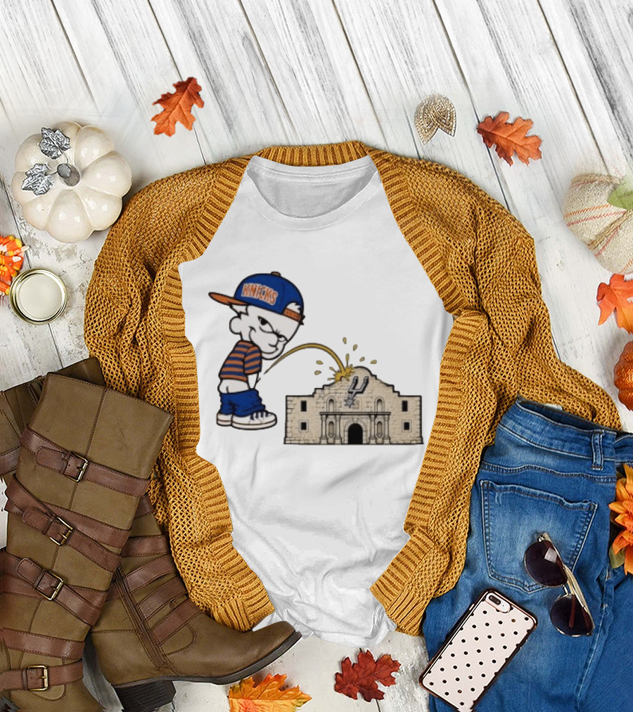 New York Knicks Pissing on San Antonio Spurs The Alamo NBA Rivalry T-Shirt