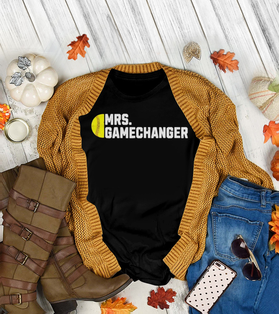 Mrs. Gamechanger Softball Baseball Enthusiast Athlete Lover Fitness Sports T-Shirt