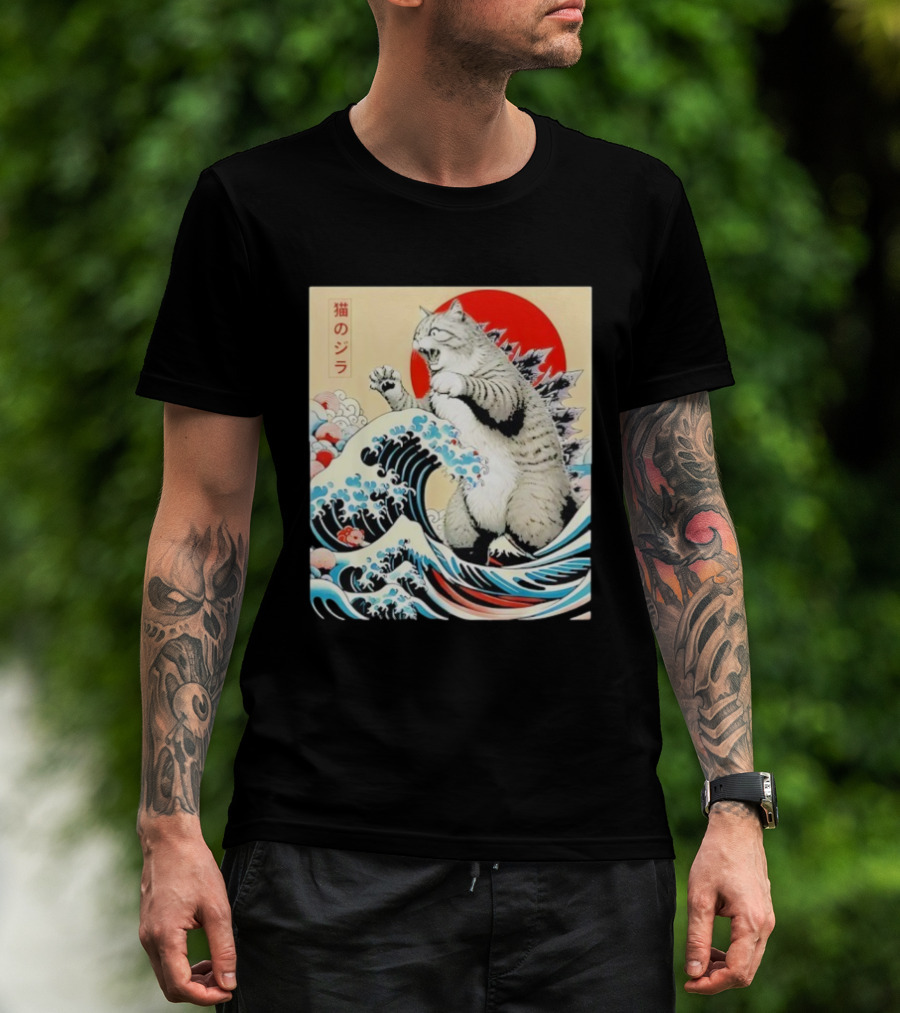Catzilla Ukiyo-e Japanese 猫のジラ Kanagawa Waves Red Sun T-Shirt
