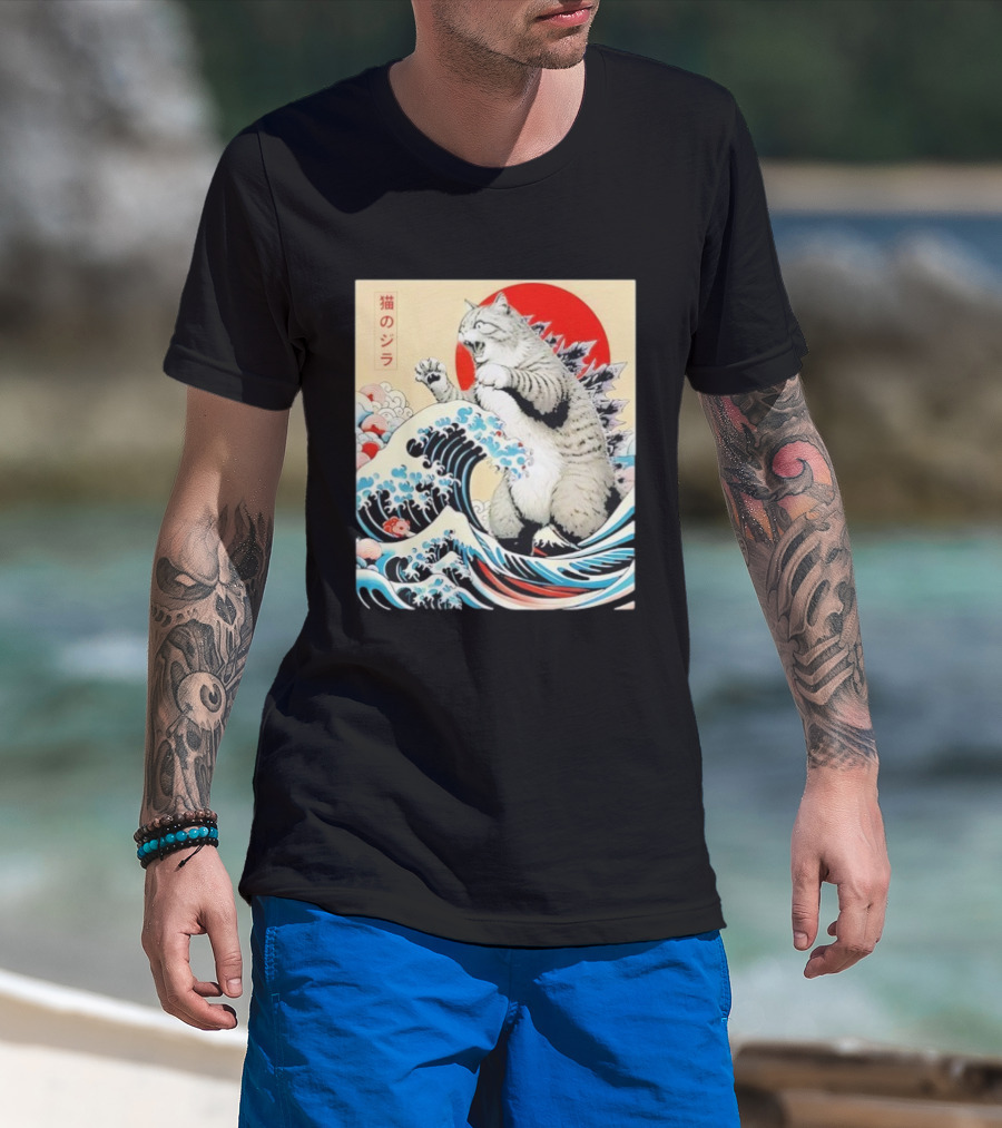 Catzilla Ukiyo-e Japanese 猫のジラ Kanagawa Waves Red Sun T-Shirt