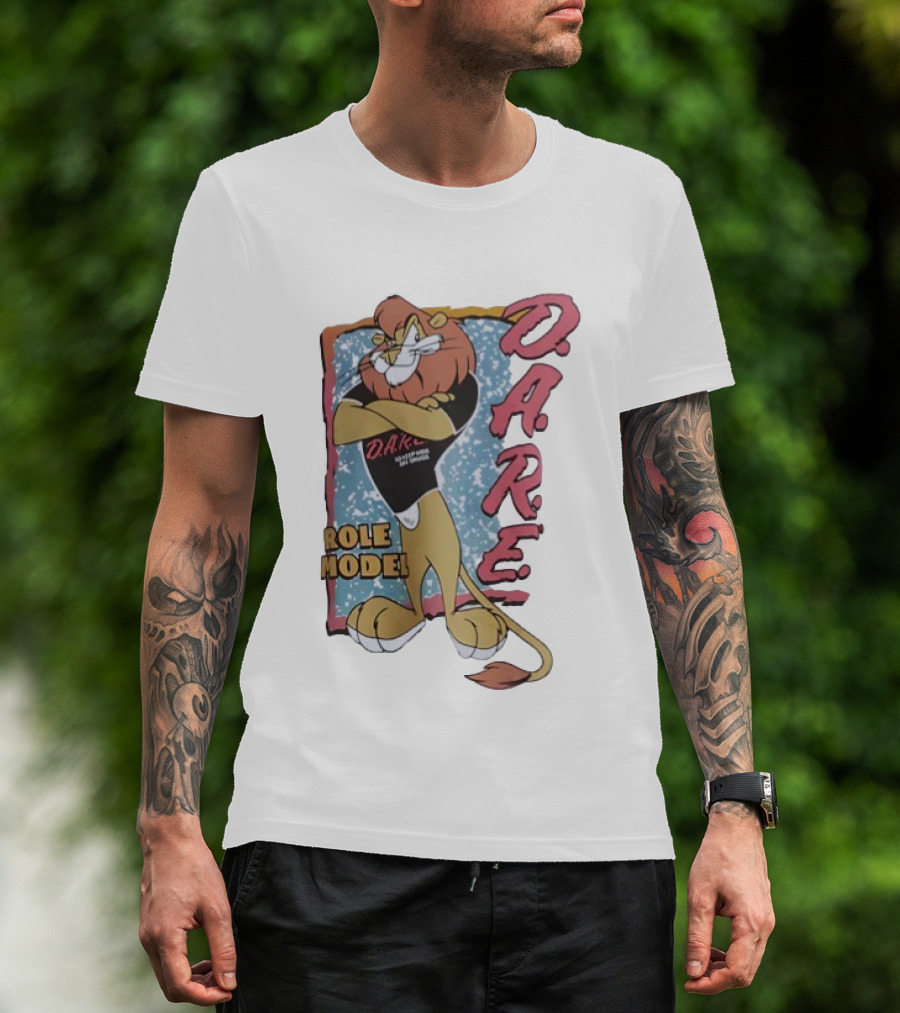 D.A.R.E. Lion Daren Role Model Graphic With Classic Retro Style T-Shirt