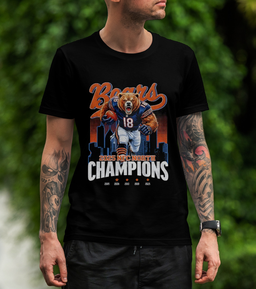 Chicago Bears NFC North Champions 2025 Football Team Victory Celebration T-Shirt
