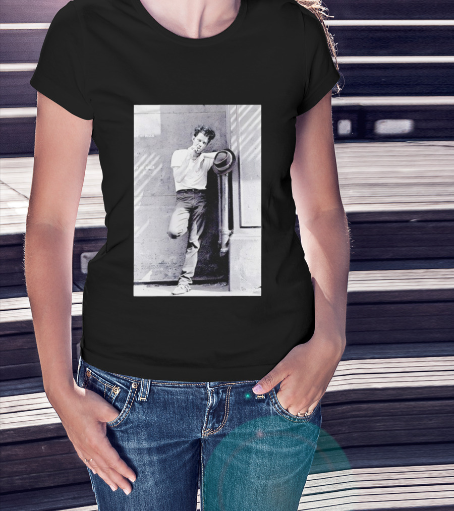 Robin Buckley Tom Waits Smoking Pose T-Shirt