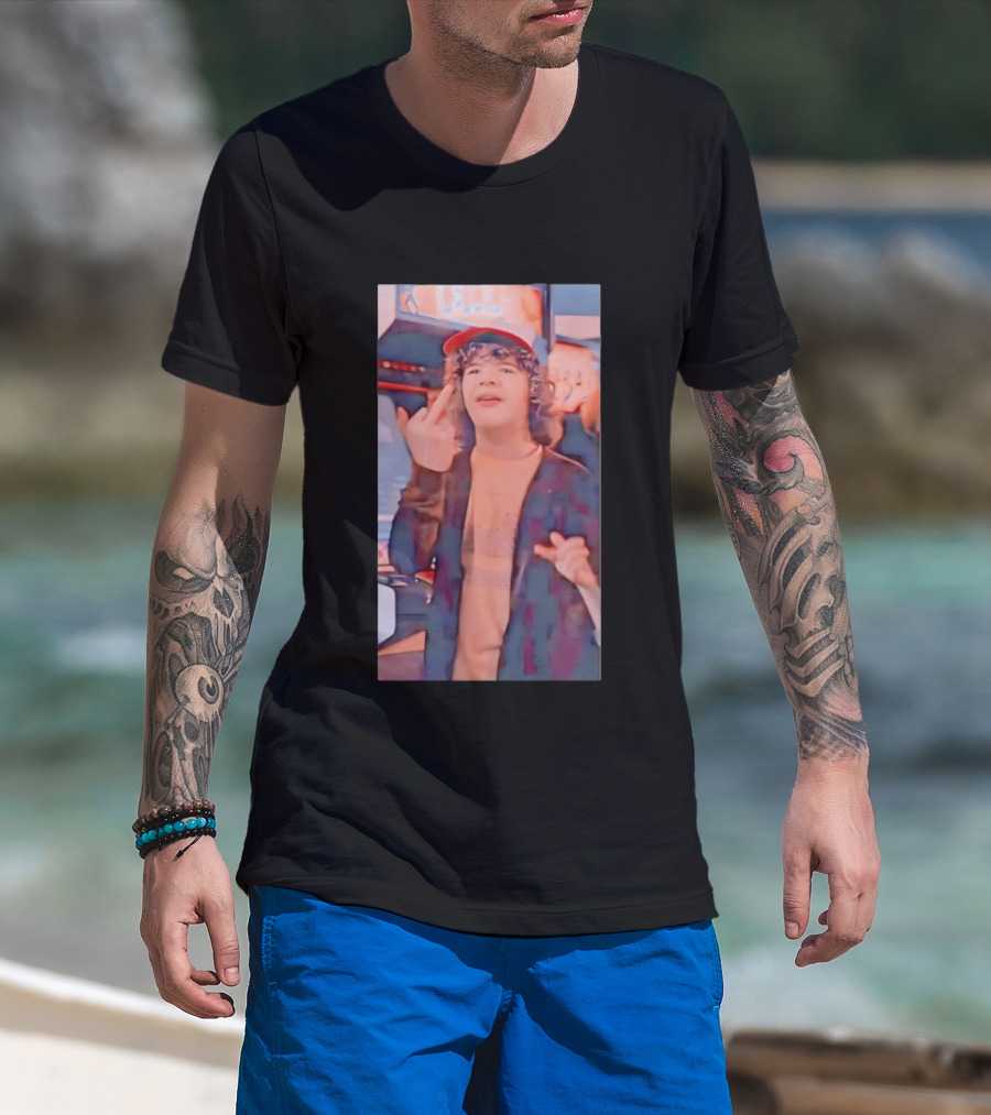 Dustin Henderson Stranger Things Arcade Scene Middle Finger Pose T-Shirt