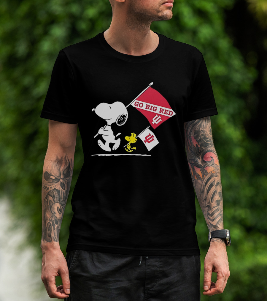 Snoopy Woodstock Go Big Red Indiana Hoosiers Flag T-Shirt