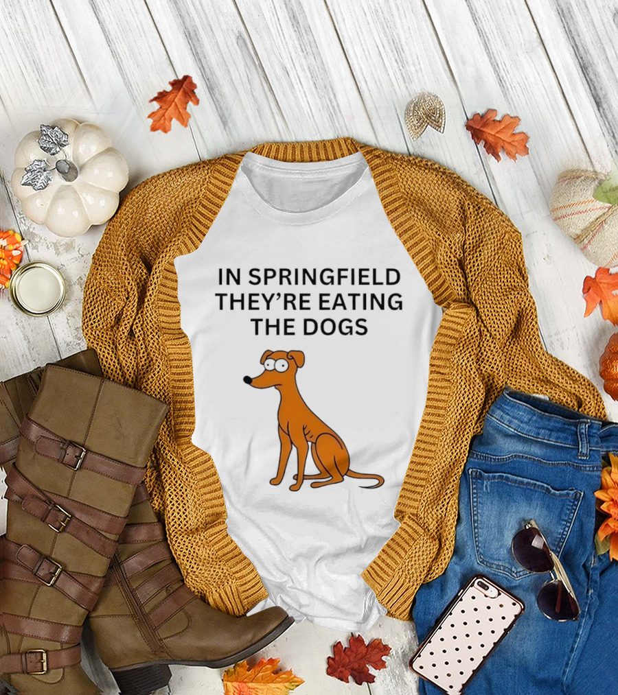 Santa’s Little Helper In springfield theyre eating the dogs T-Shirt