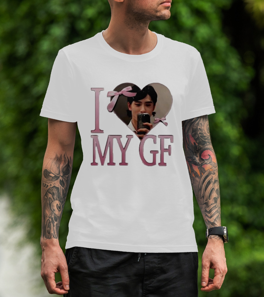I Heart My GF Pink Bow Selfie T-Shirt