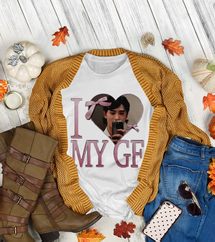 I Heart My GF Pink Bow Selfie T-Shirt