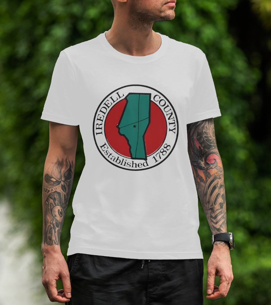 Iredell County North Carolina Emblem Established 1788 Circle Map Star T-Shirt