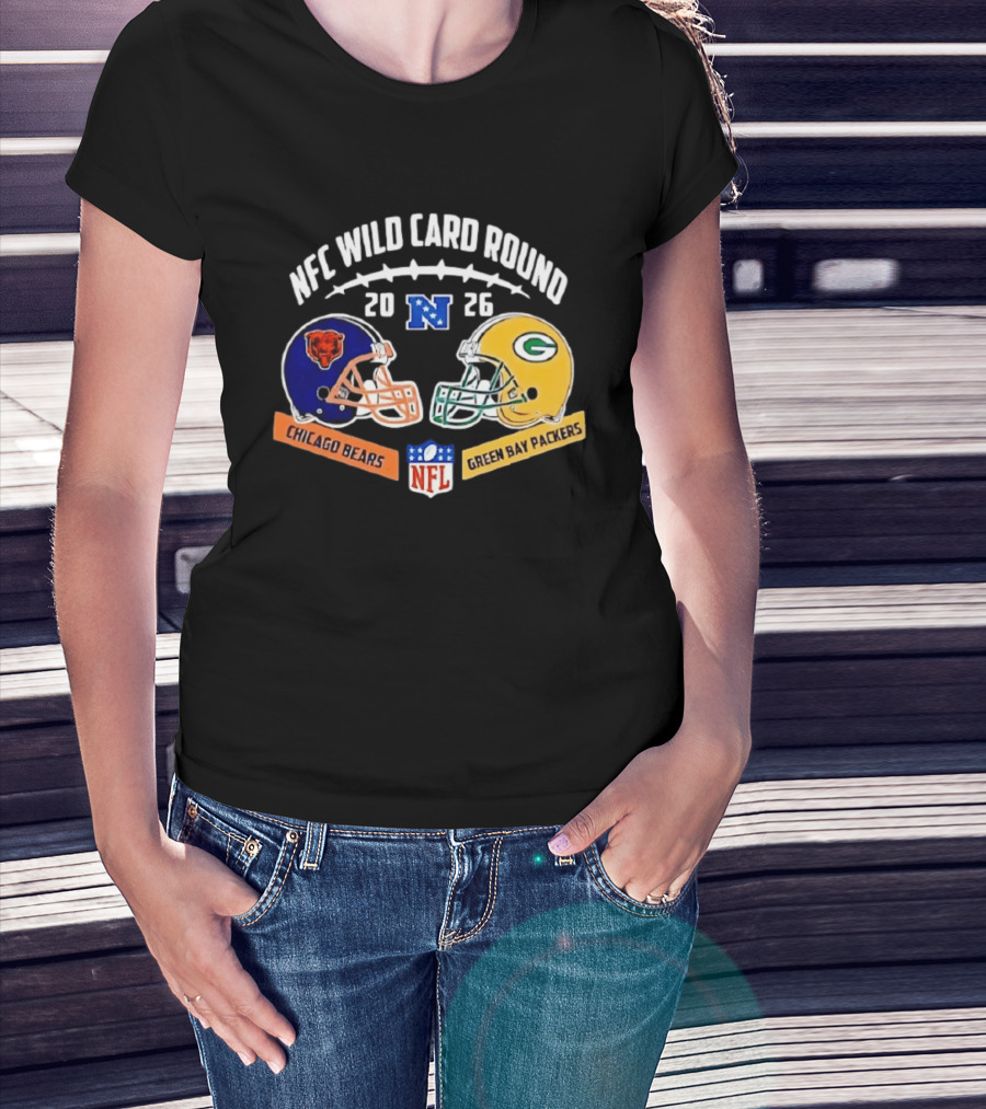 NFC Wild Card Round 2026 Chicago Bears Vs Green Bay Packers NFL Helmet Matchup T-Shirt