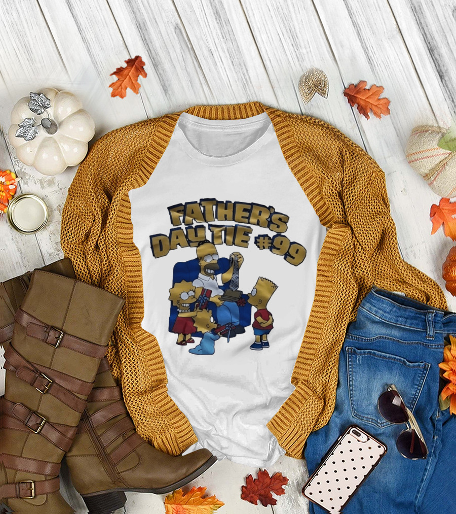 Father's Day Tie 99 Cartoon Celebration with Iconic Family Gathering T-Shirt