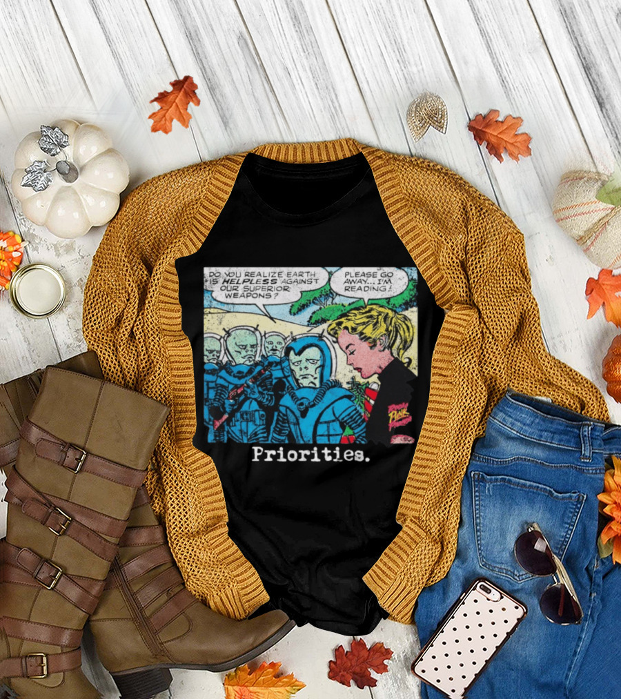 Women and Alien Priorities Please Go Away I'm Reading T-Shirt