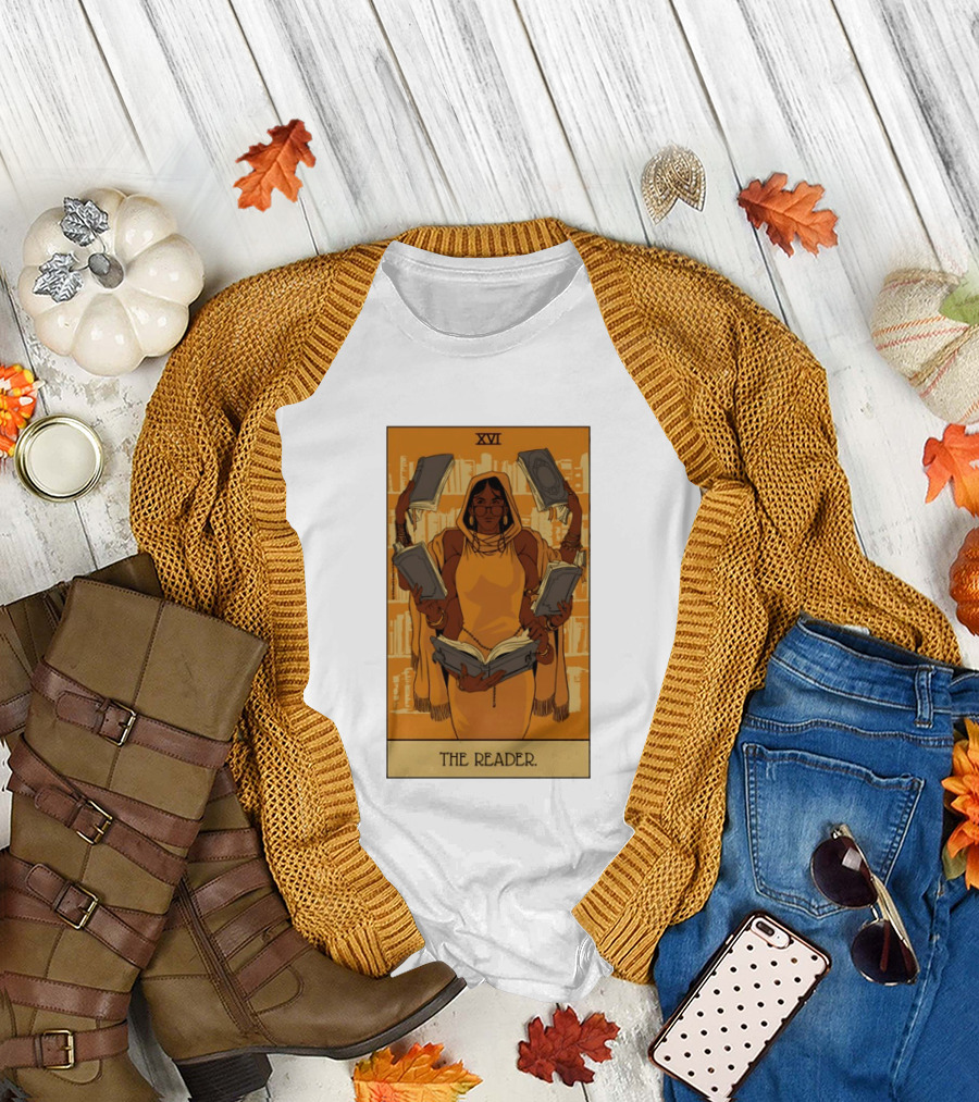 XVI The Reader Tarot Card Modern Witch Aesthetic Books Library T-Shirt