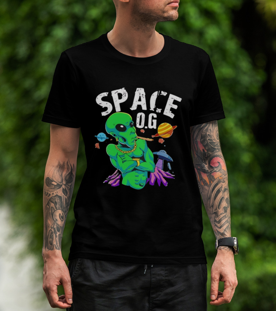 SPACE O.G. Alien Smoking Planets UFO Chain T-Shirt