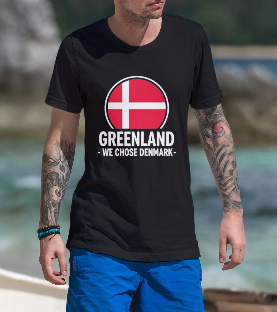 Greenland We Chose Denmark Danish Flag Circle T-Shirt