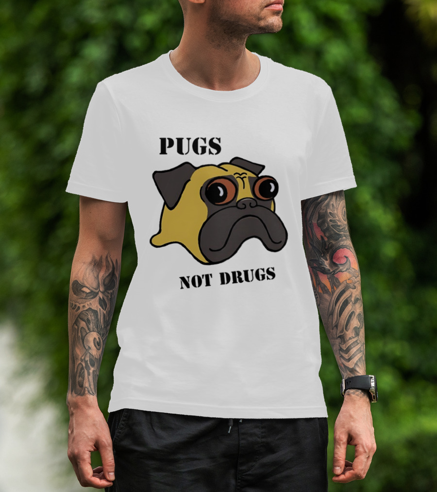 Pugs Not Drugs Cartoon Dog Face Funny Anti Drug Message T-Shirt