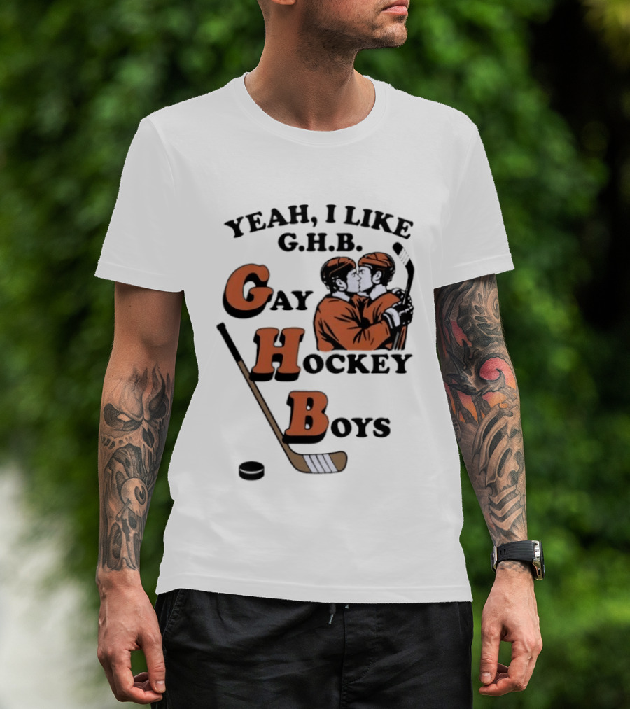 Yeah I Like GHB Gay Hockey Boys Kissing Icon With Stick And Puck T-Shirt