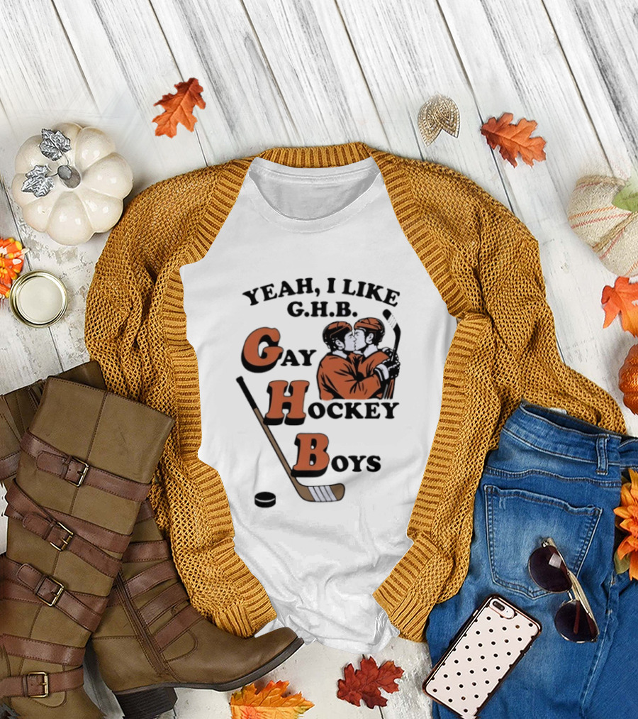 Yeah I Like GHB Gay Hockey Boys Kissing Icon with Stick and Puck T-Shirt