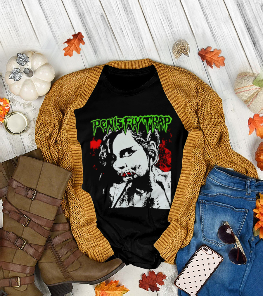 Penis Flytrap Horror Aesthetic Red Green T-Shirt