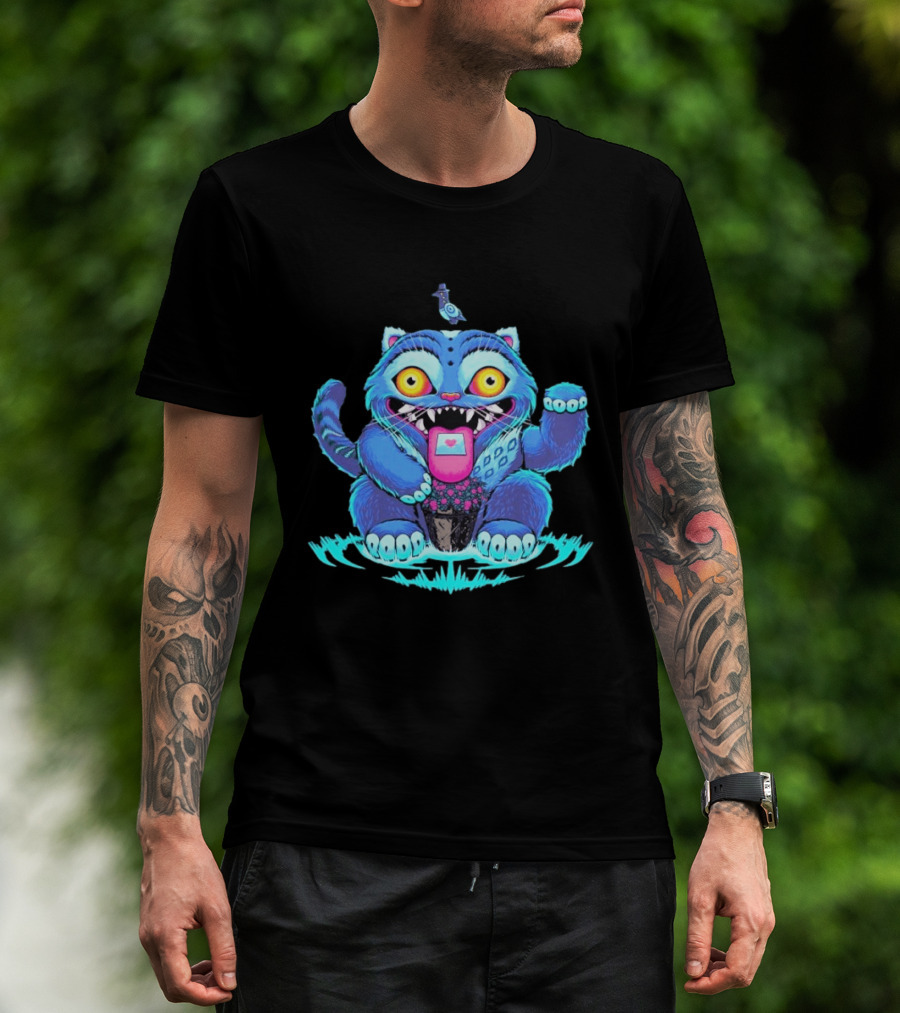 Lucky Derpy Cheshire Cat Maneki Neko Fusion Vibrant Blue T-Shirt