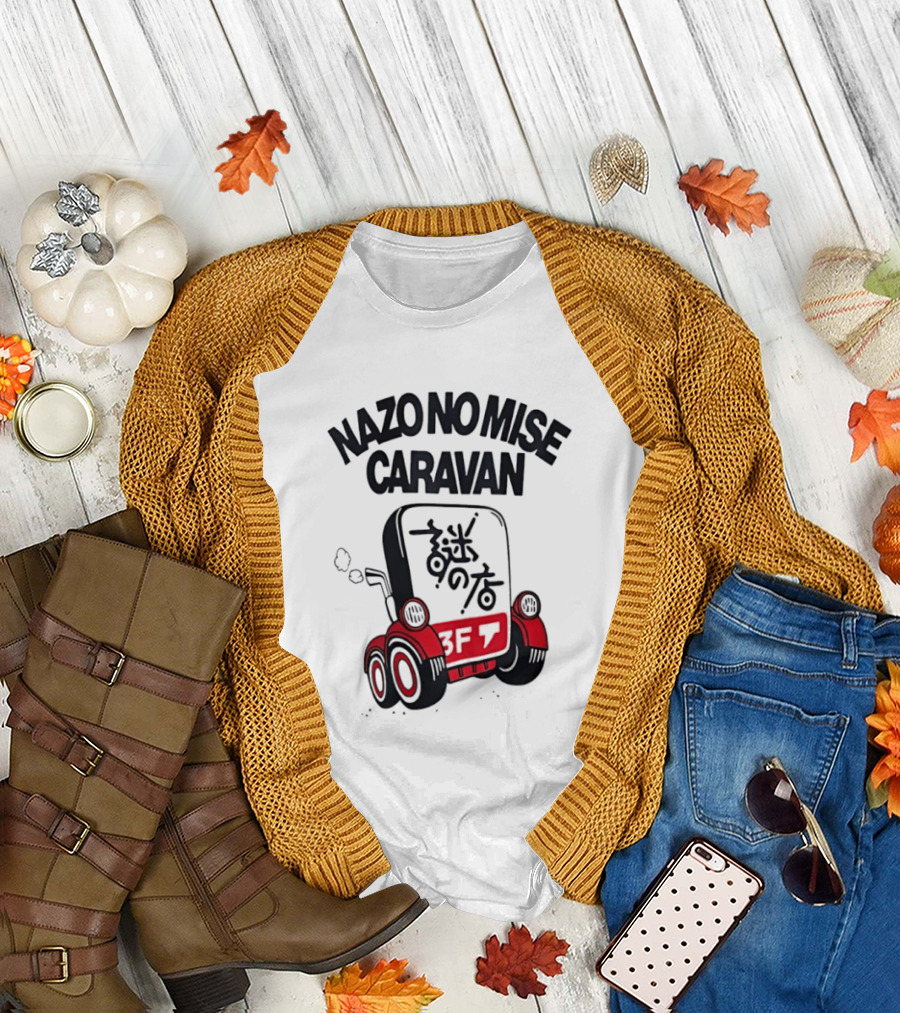 Nazo No Mise Caravan 3F Japanese Style Red Truck T-Shirt
