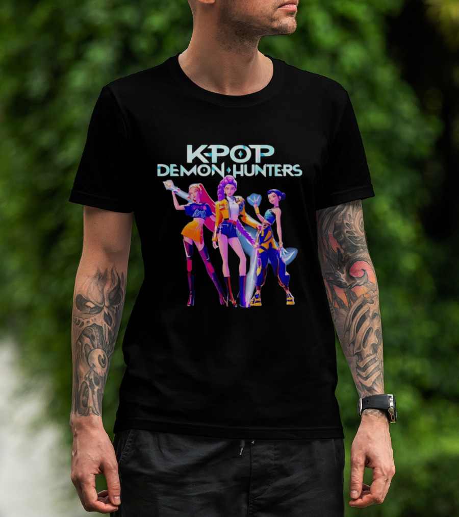 K Pop Demon Hunters Rumi Host Mira T-Shirt