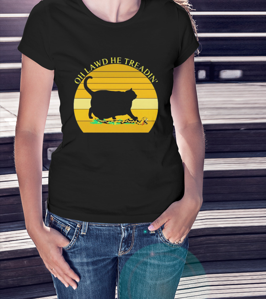 Oh Lawd He Treadin' Black Cat Vintage Retro Sunset T-Shirt